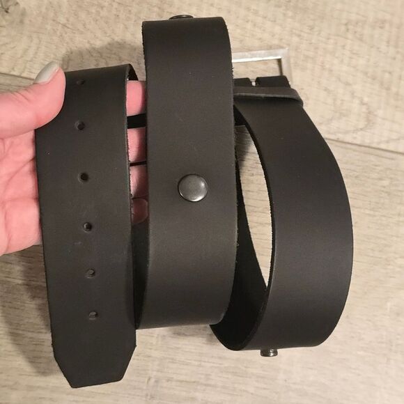 Saddle Black Genuine Leather Adjustable Snap Belt size 34-50 - Picture 5 of 8